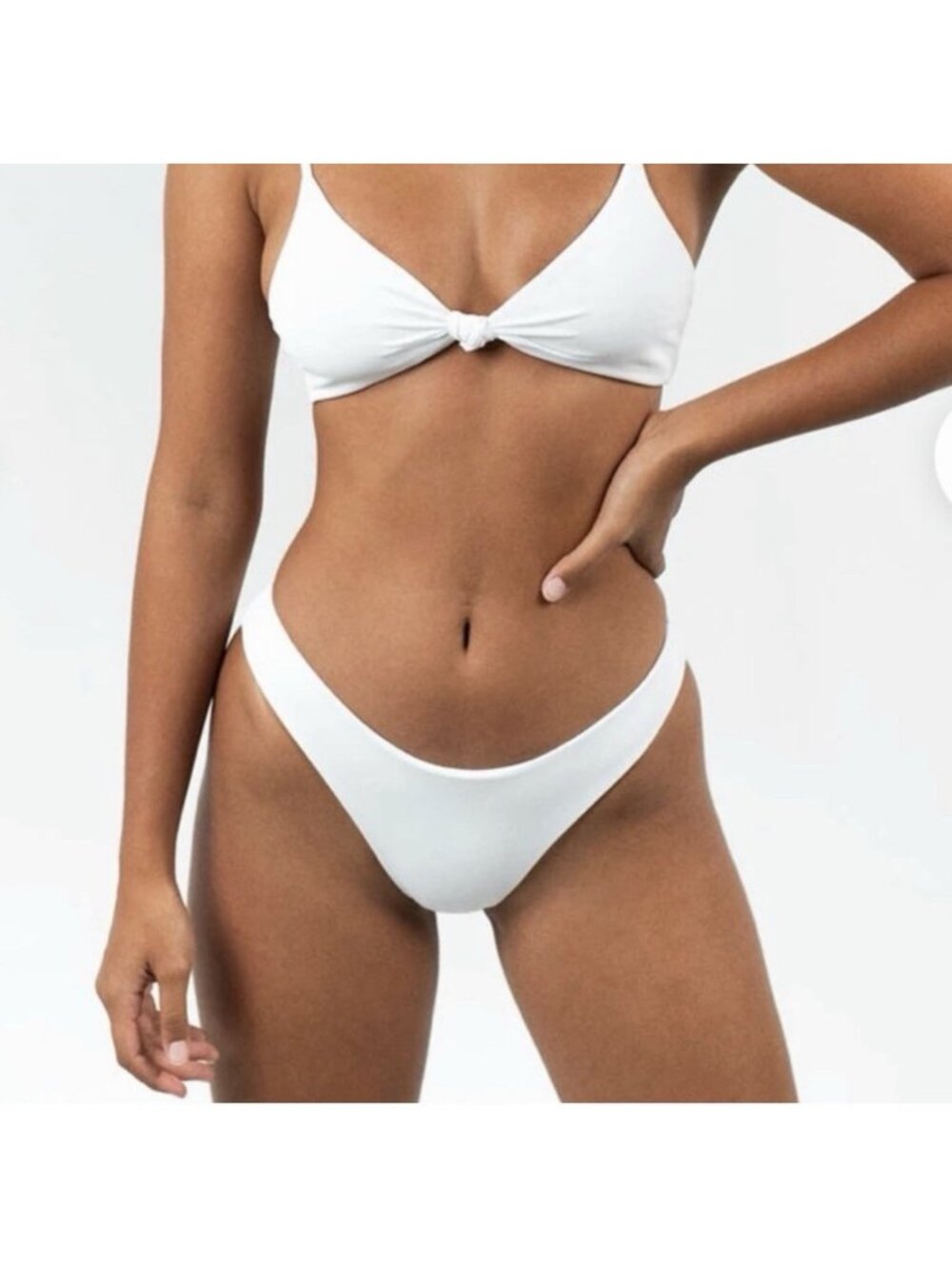 No Bad Addiction Women NWT Matilda Tie Knot Bikini White Med Top (US 6) S Bottom